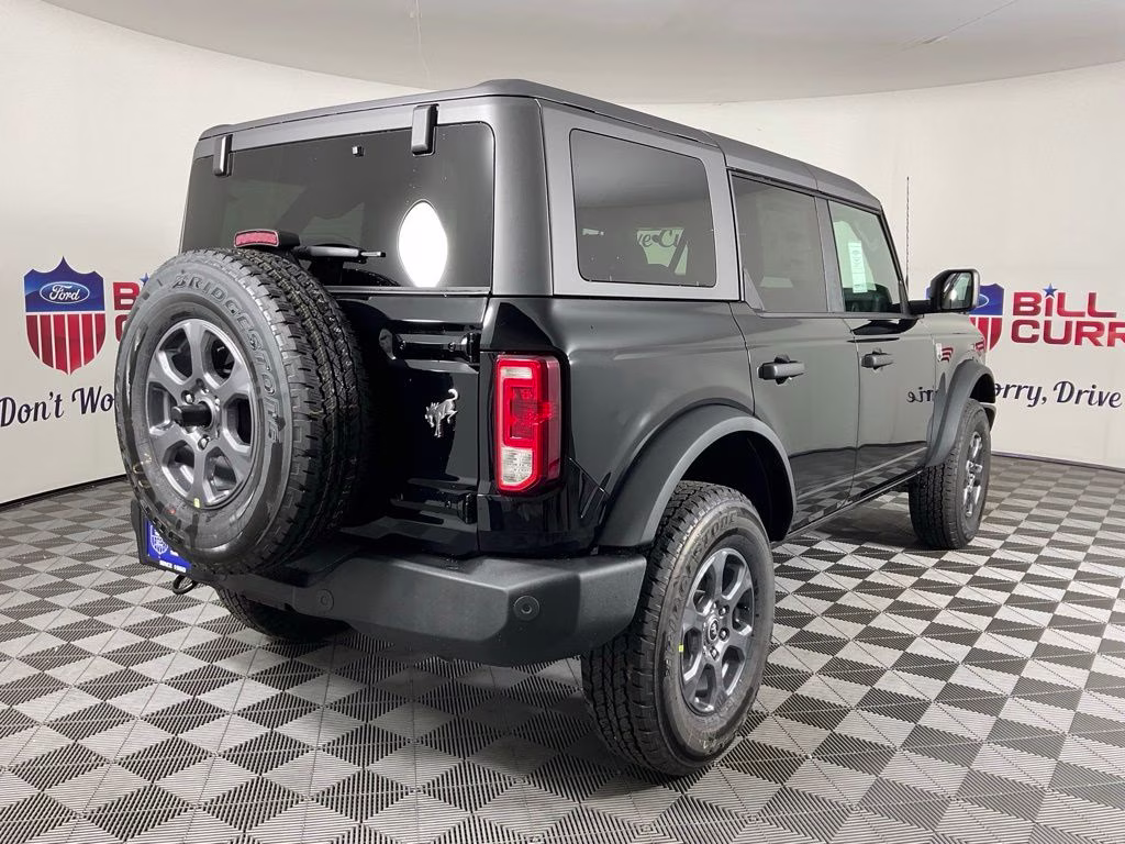 2026 Shadow Black Ford Bronco Big Bend 4X4 SUV