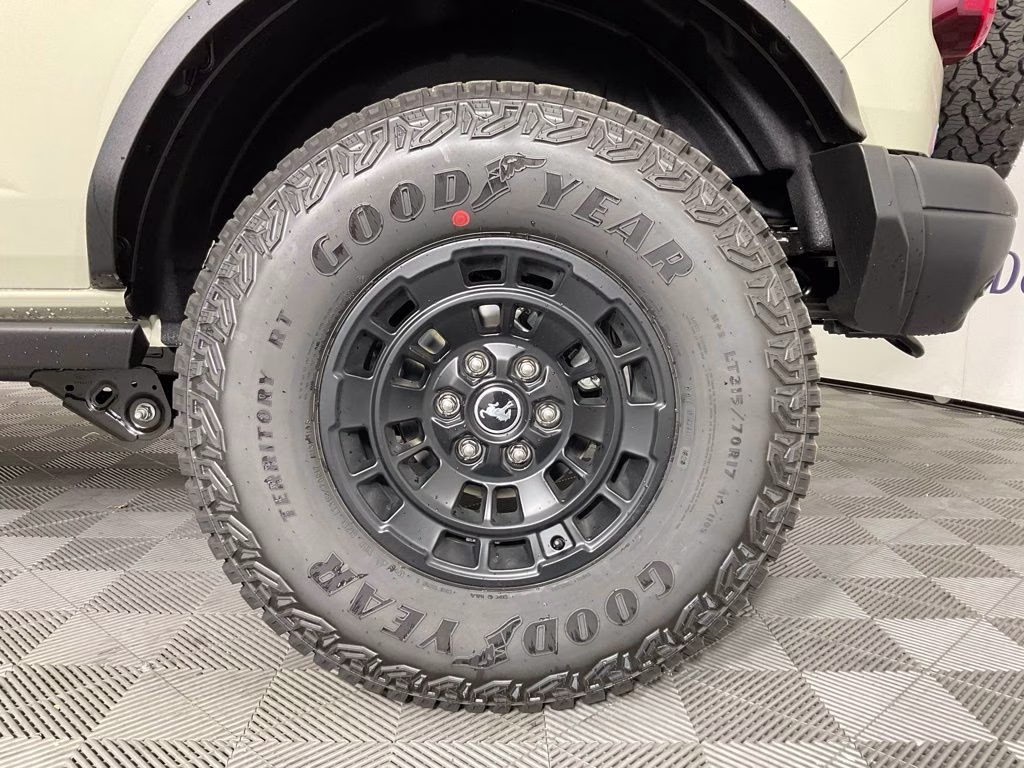 2026 Desert Sand Ford Bronco Big Bend 4X4 SUV