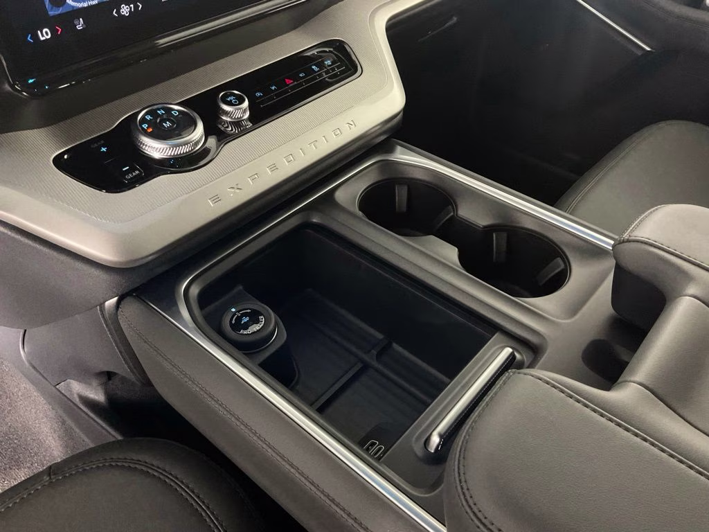 2027 Black Metallic Ford Expedition Max Active RWD SUV