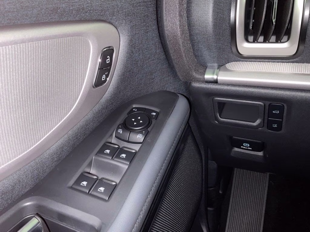 2027 Black Metallic Ford Expedition Max Active RWD SUV