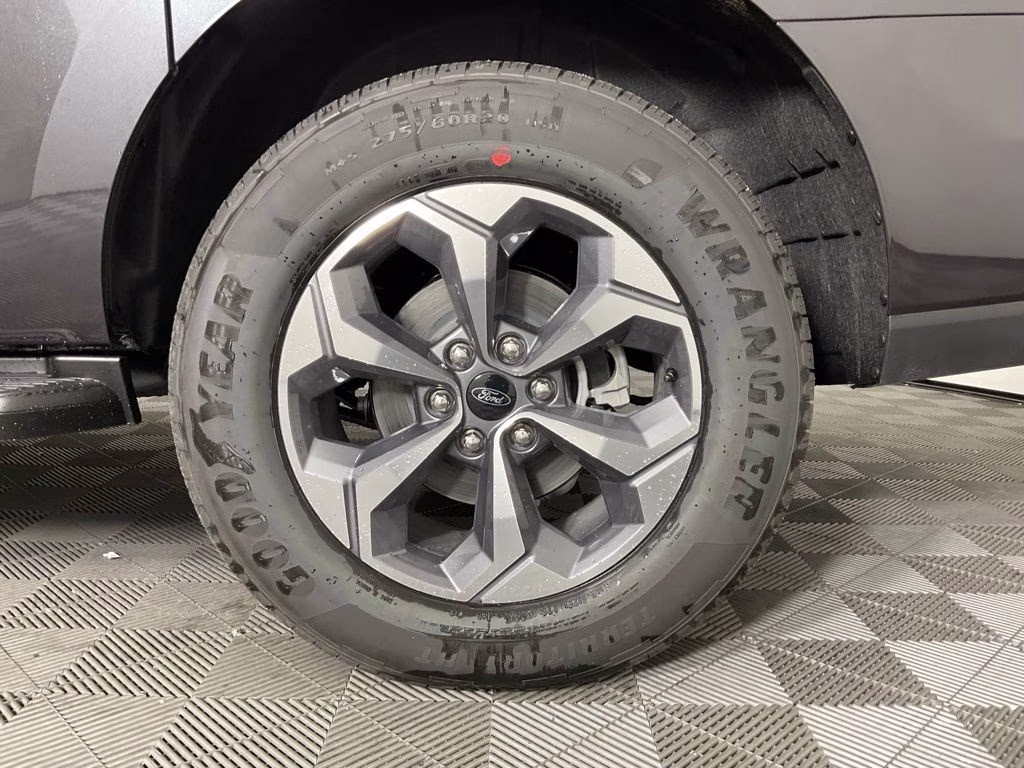2027 Gray Metallic Ford Expedition Max Active RWD SUV