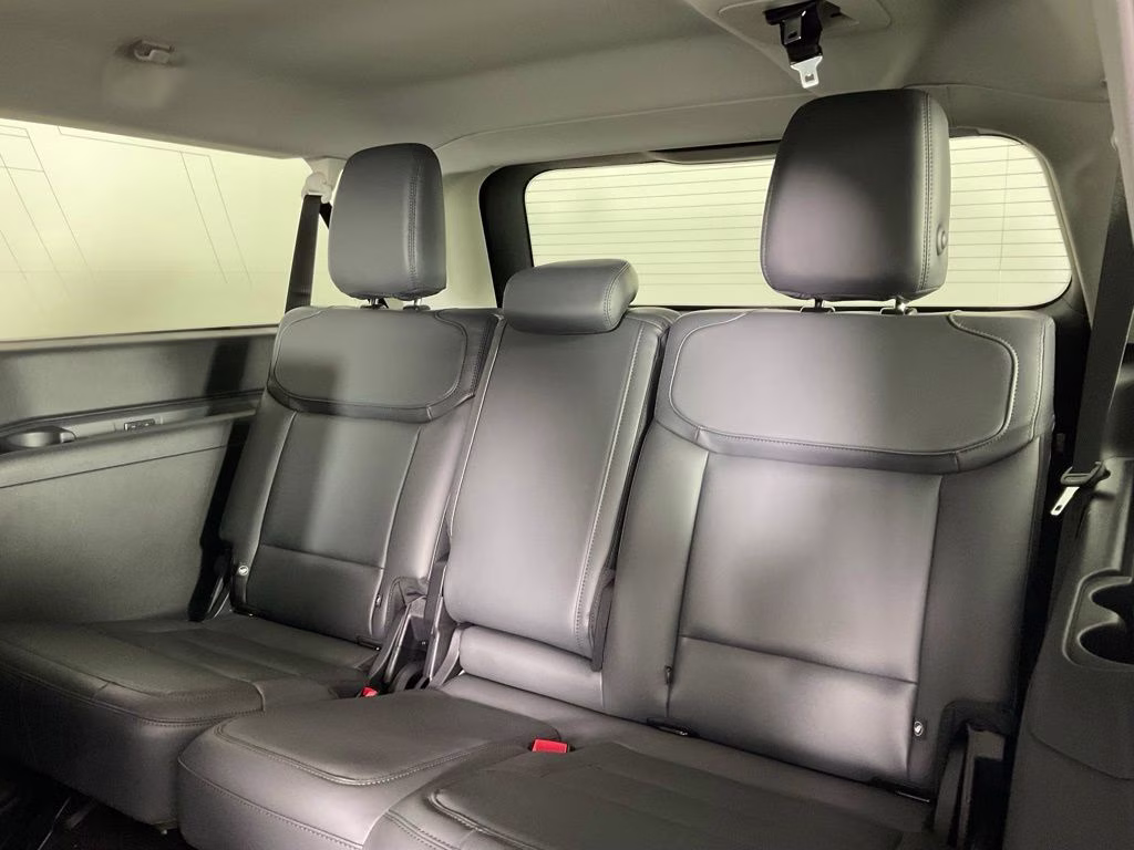 2027 Gray Metallic Ford Expedition Max Active RWD SUV