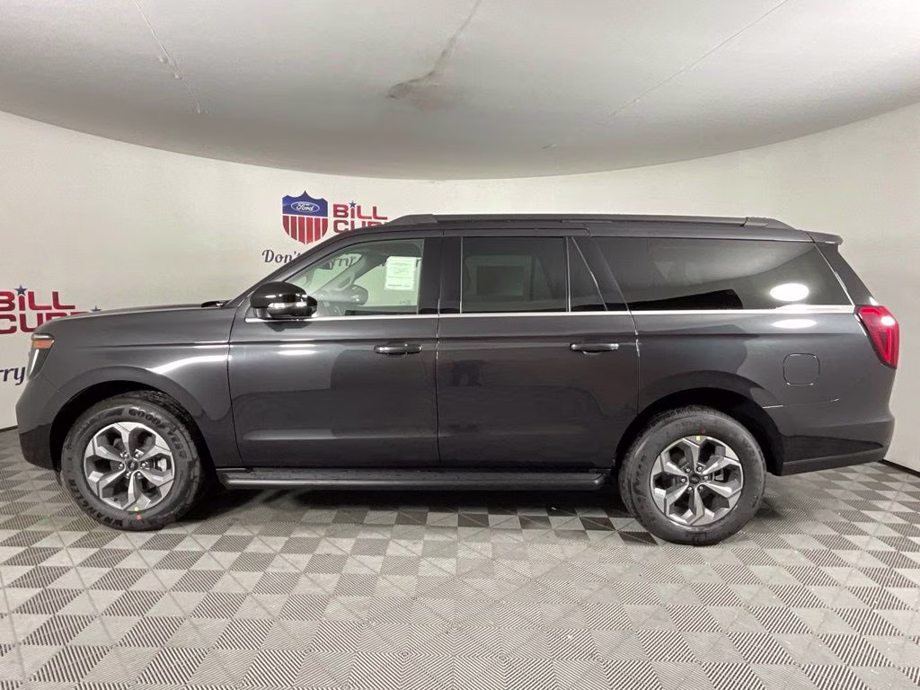 2027 Gray Metallic Ford Expedition Max Active RWD SUV