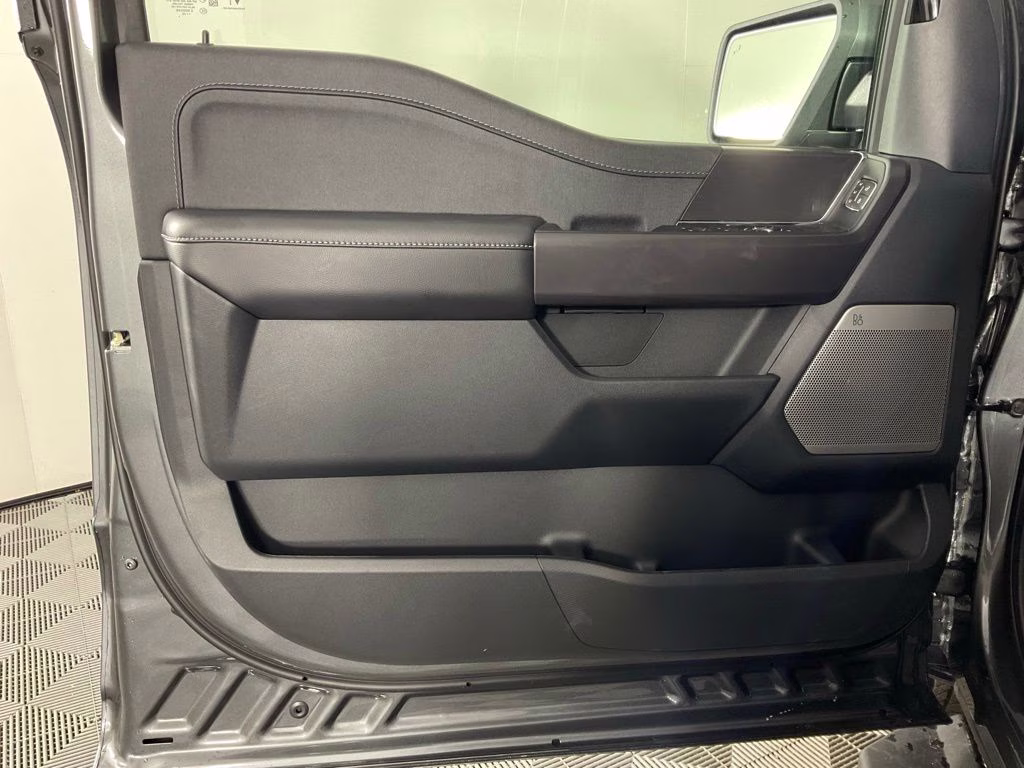 2026 Gray Metallic Ford F-150 Lariat 4X4 Truck