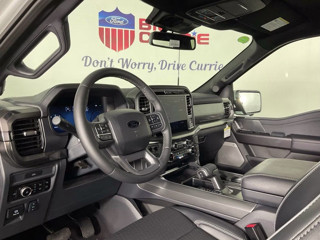 2026 Avalanche Ford F-150 Lariat 4X4 Truck