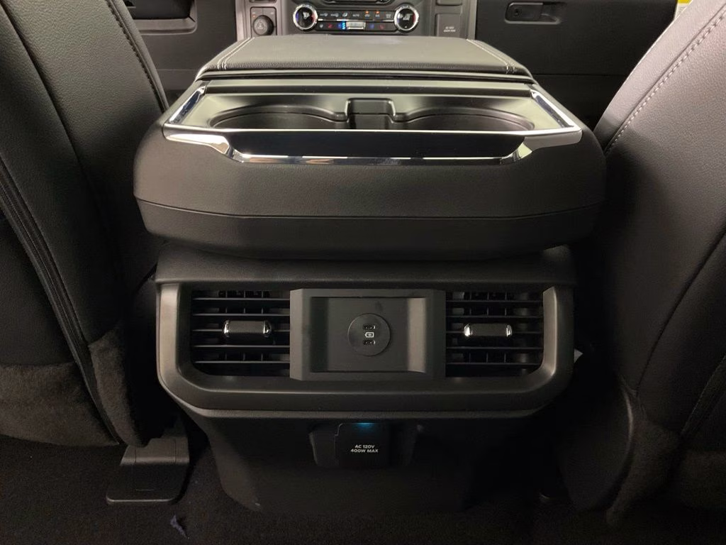 2026 Avalanche Ford F-150 Lariat 4X4 Truck
