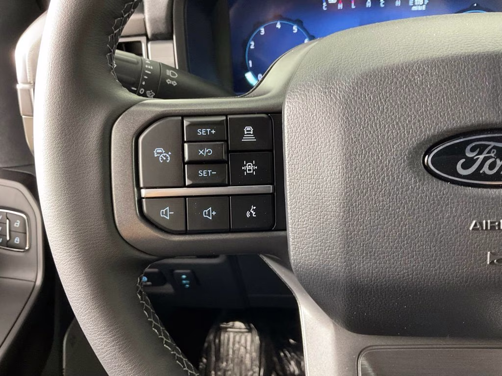 2026 Avalanche Ford F-150 Lariat 4X4 Truck