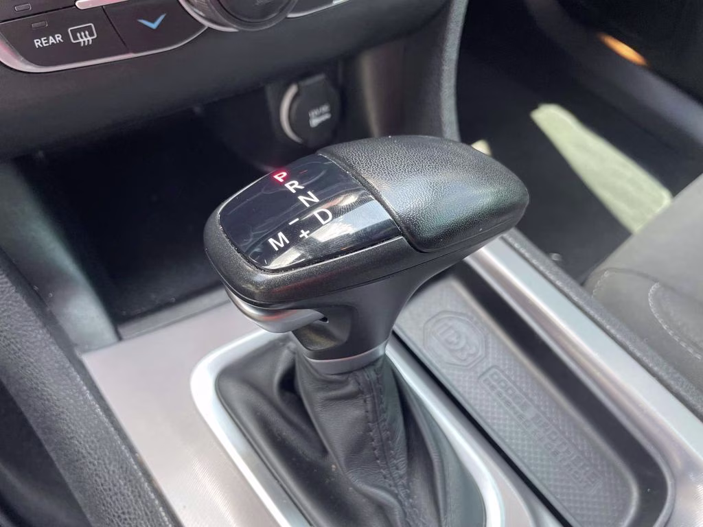 2023 Granite Crystal Metallic Clearcoat Dodge Charger GT RWD Sedan