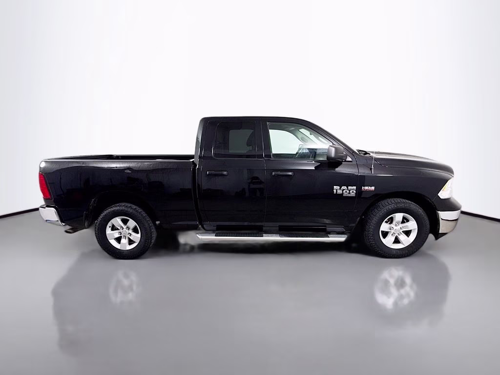 2020 Diamond Black Crystal Pearlcoat Ram 1500 Classic Tradesman RWD Truck