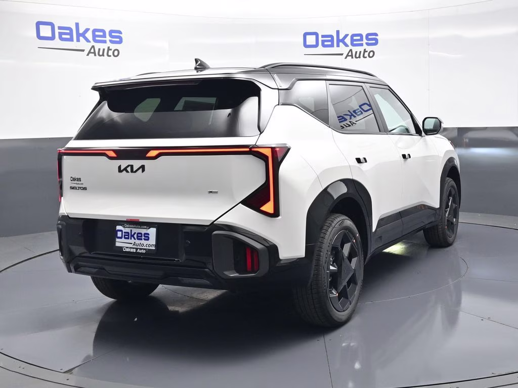 2027 Snow White Pearl Kia Seltos X-Line S AWD SUV