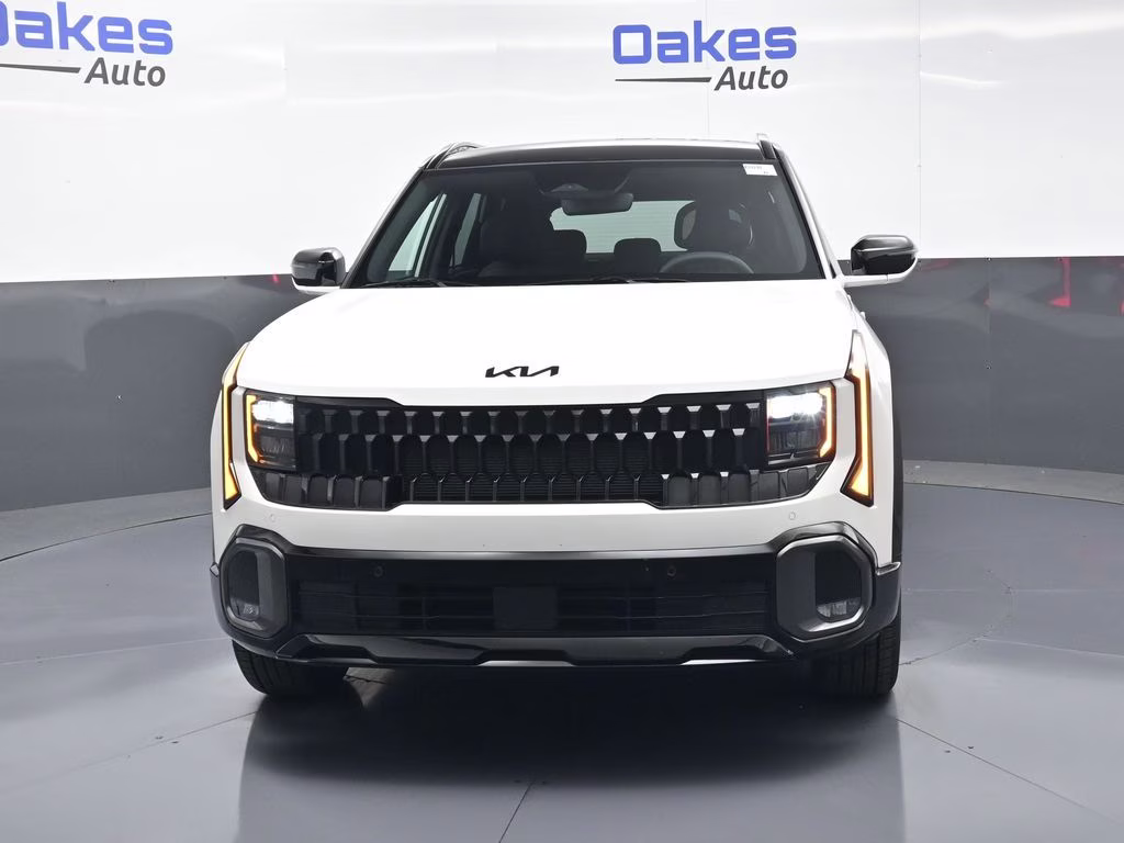 2027 Snow White Pearl Kia Seltos X-Line S AWD SUV