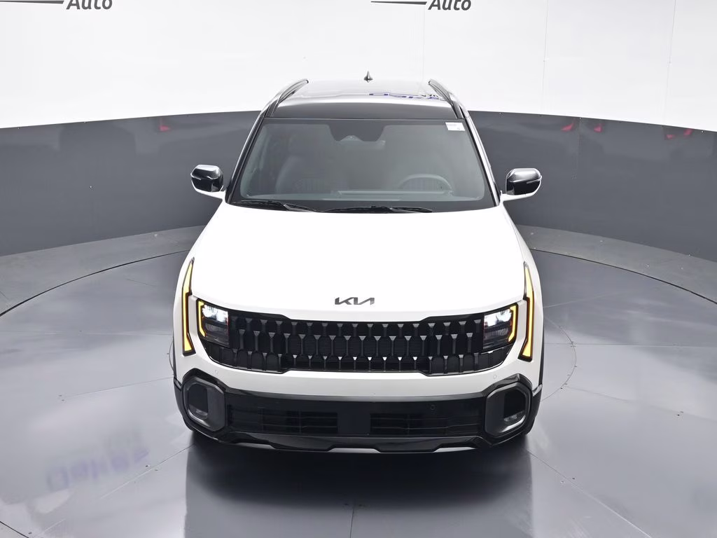 2027 Snow White Pearl Kia Seltos X-Line S AWD SUV