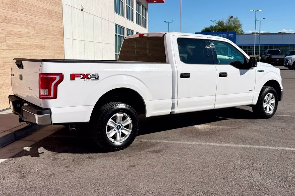 2015 White Ford F-150 XLT 4X4 Truck