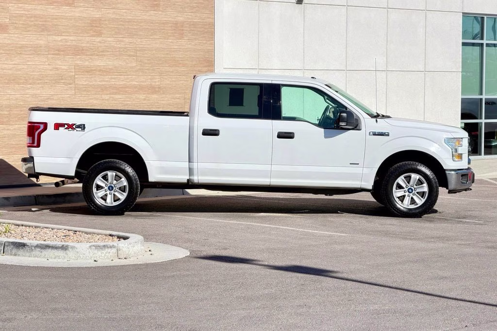 2015 White Ford F-150 XLT 4X4 Truck