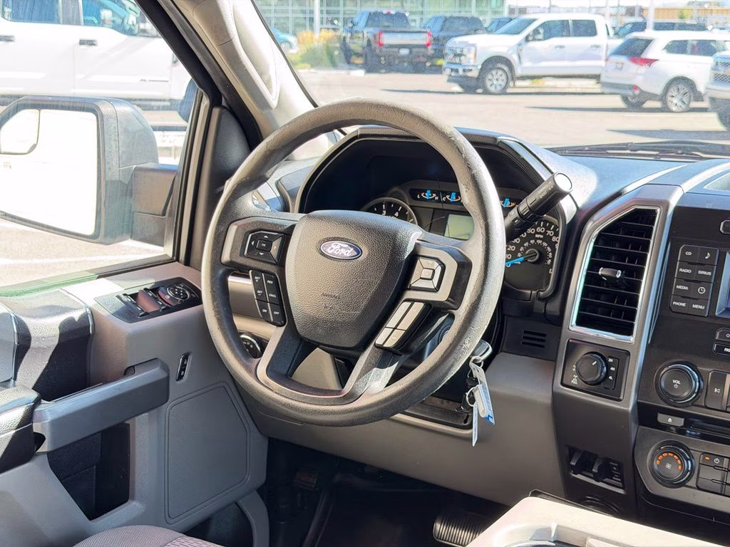 2015 White Ford F-150 XLT 4X4 Truck
