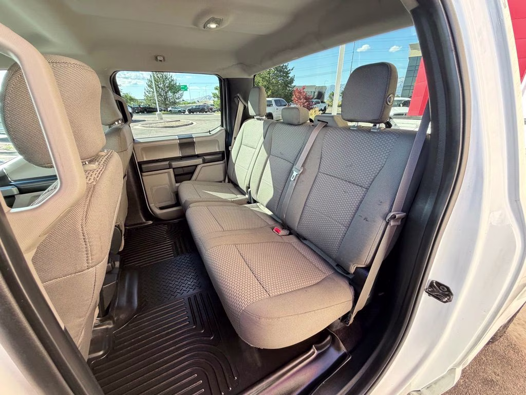 2015 White Ford F-150 XLT 4X4 Truck