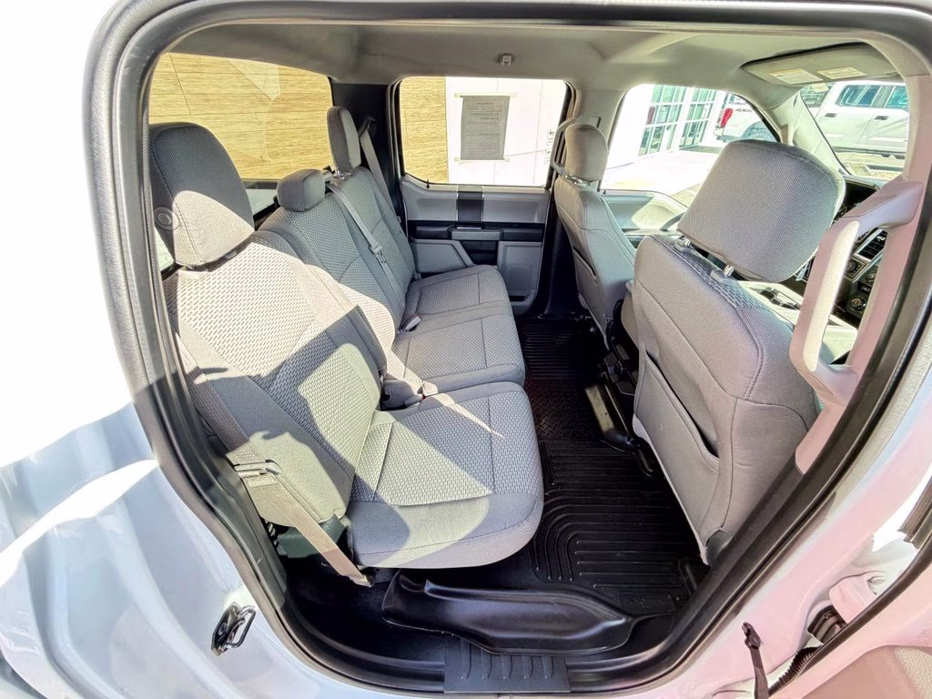 2015 White Ford F-150 XLT 4X4 Truck