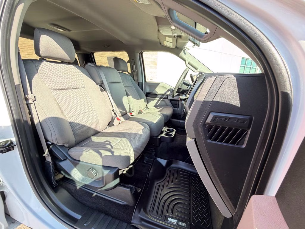 2015 White Ford F-150 XLT 4X4 Truck