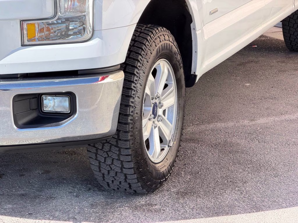 2015 White Ford F-150 XLT 4X4 Truck