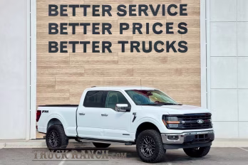 2024 Oxford White Ford F-150 XLT 4X4 Truck