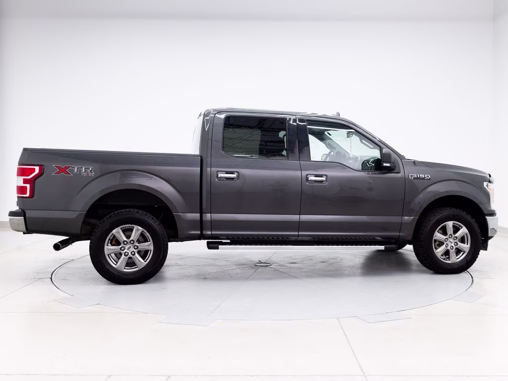 2018 Magnetic Metallic Ford F-150 XLT 4X4 Truck