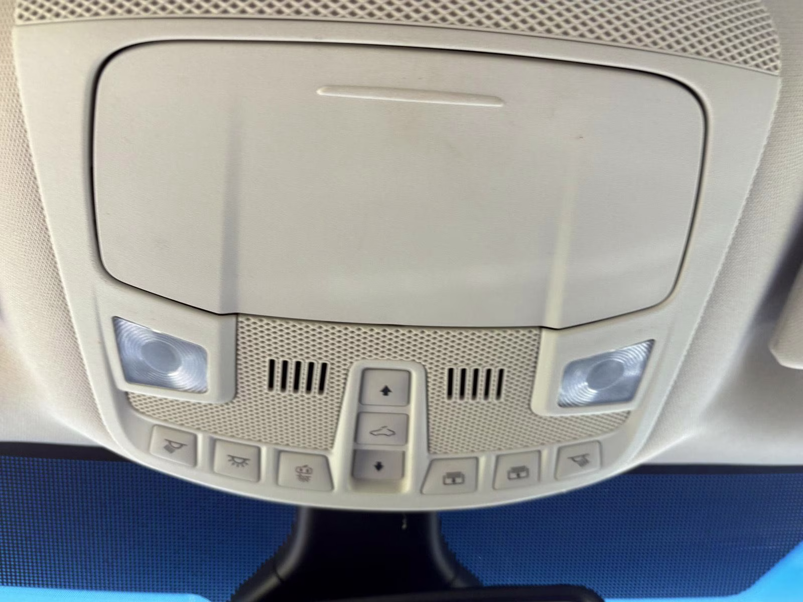 2020 Atlas Blue Ford Edge Titanium AWD SUV