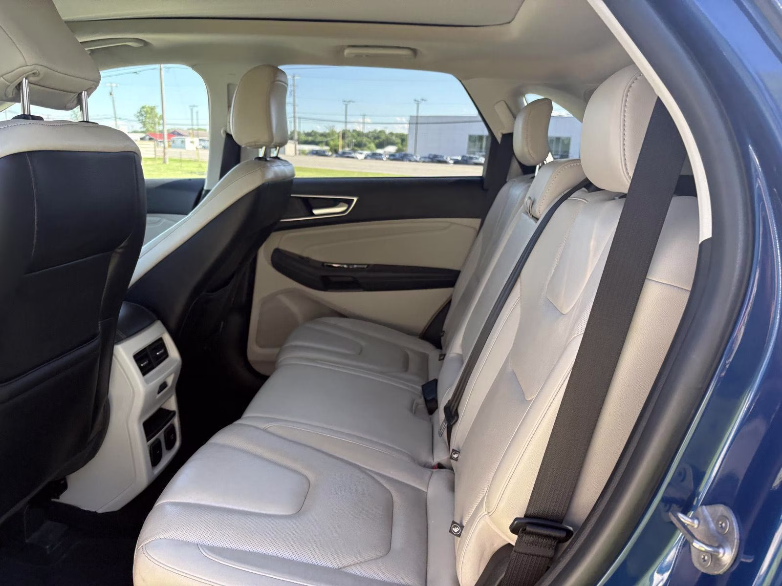 2020 Atlas Blue Ford Edge Titanium AWD SUV