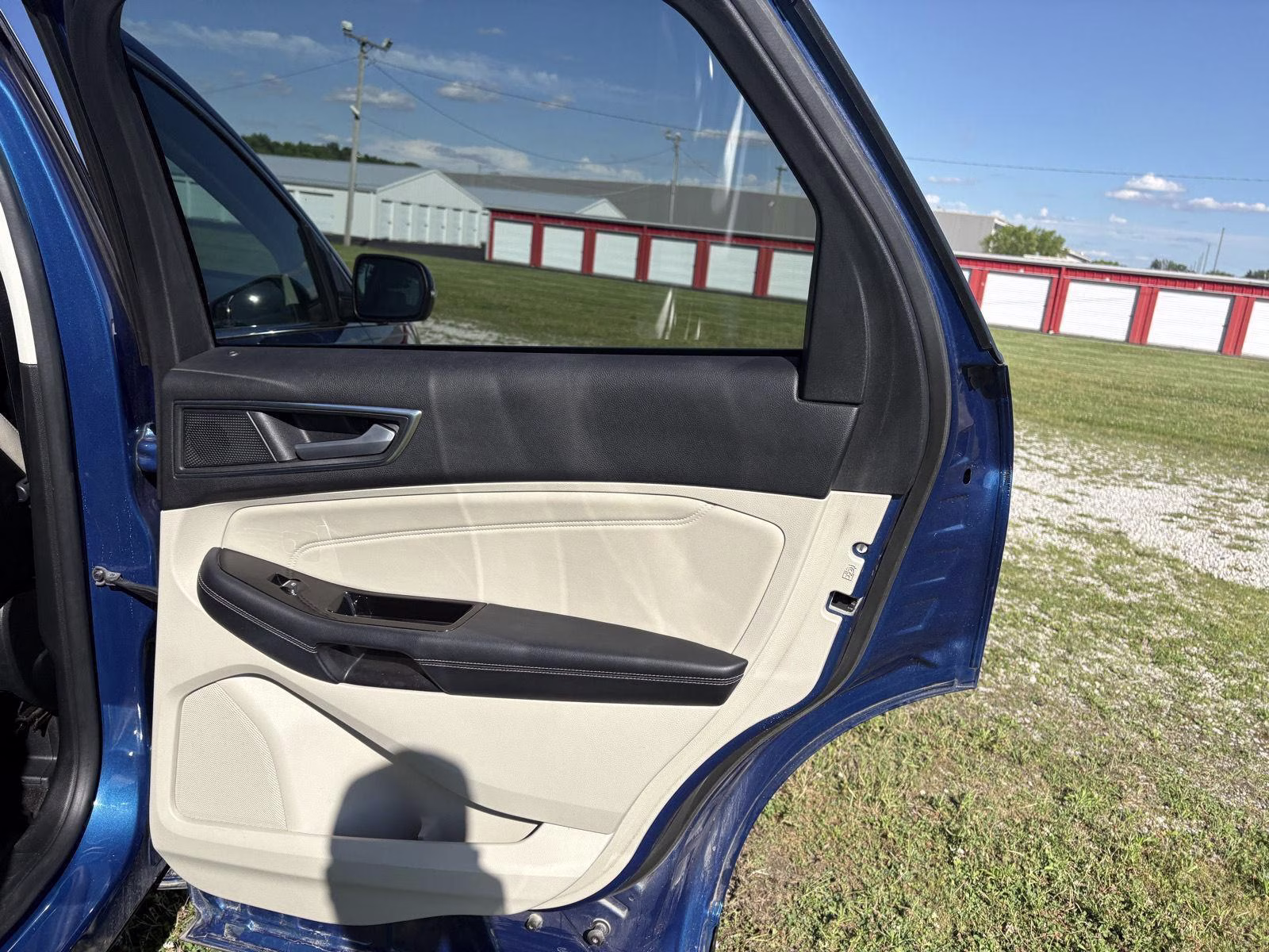 2020 Atlas Blue Ford Edge Titanium AWD SUV