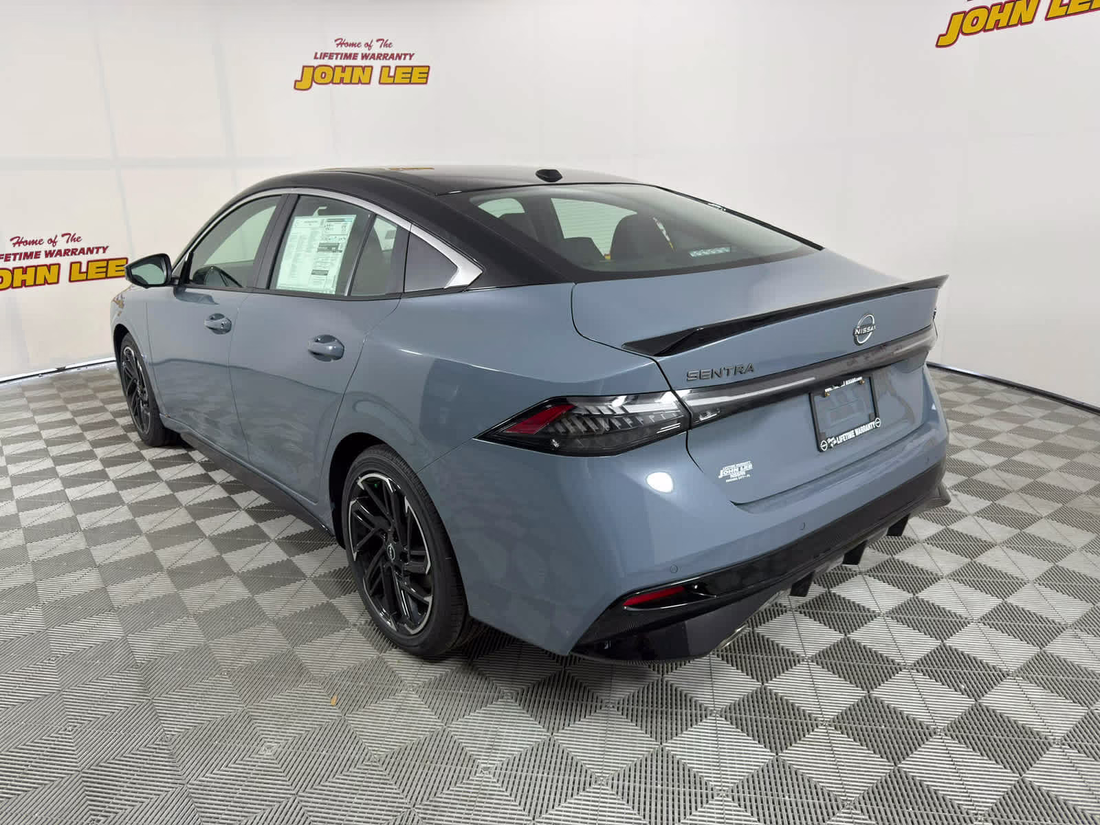 2026 Atlantic Gray Metallic/Super Black Nissan Sentra SR FWD Sedan