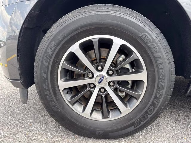2020 Magnetic Ford Expedition XLT RWD SUV