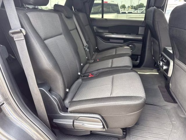 2020 Magnetic Ford Expedition XLT RWD SUV