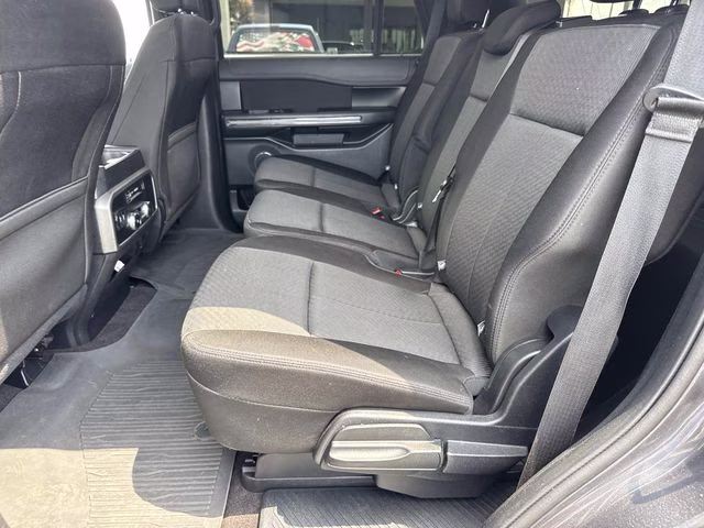 2020 Magnetic Ford Expedition XLT RWD SUV