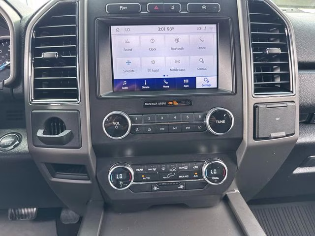 2020 Magnetic Ford Expedition XLT RWD SUV