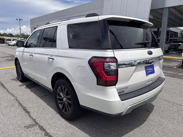 2019 White Platinum Clearcoat Metallic Ford Expedition Limited RWD SUV