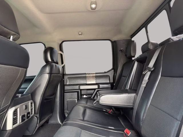 2019 Black Metallic Ford Super Duty F-350 SRW Lariat 4X4 Truck