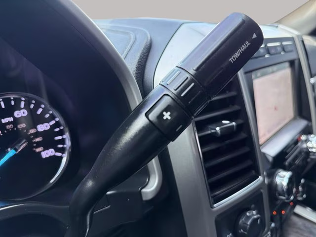 2019 Black Metallic Ford Super Duty F-350 SRW Lariat 4X4 Truck