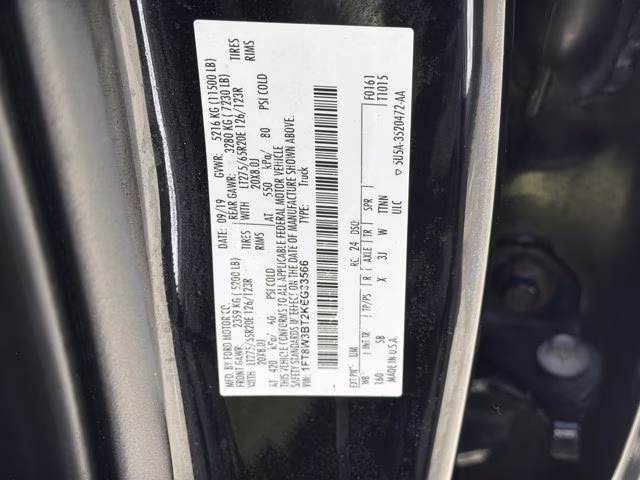 2019 Black Metallic Ford Super Duty F-350 SRW Lariat 4X4 Truck