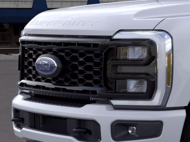 2026 Oxford White Ford Super Duty F-250 SRW XL 4X4 Truck