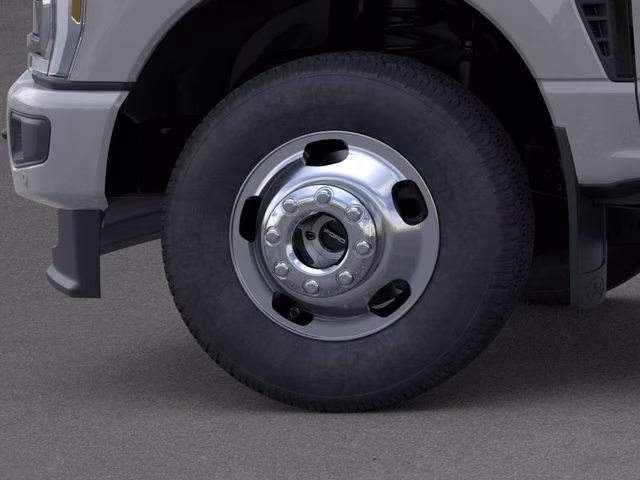 2026 Avalanche Ford Super Duty F-350 DRW XL DRW 4X4 Truck