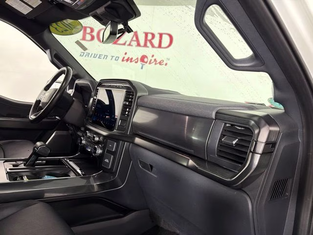 2023 White Metallic Ford F-150 Lariat 4X4 Truck