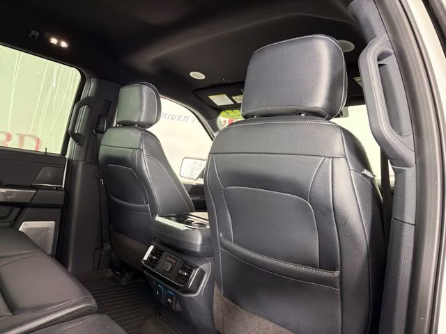 2023 White Metallic Ford F-150 Lariat 4X4 Truck
