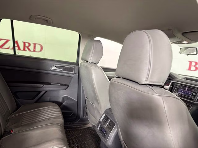 2018 Platinum Gray Metallic Volkswagen Atlas S FWD SUV