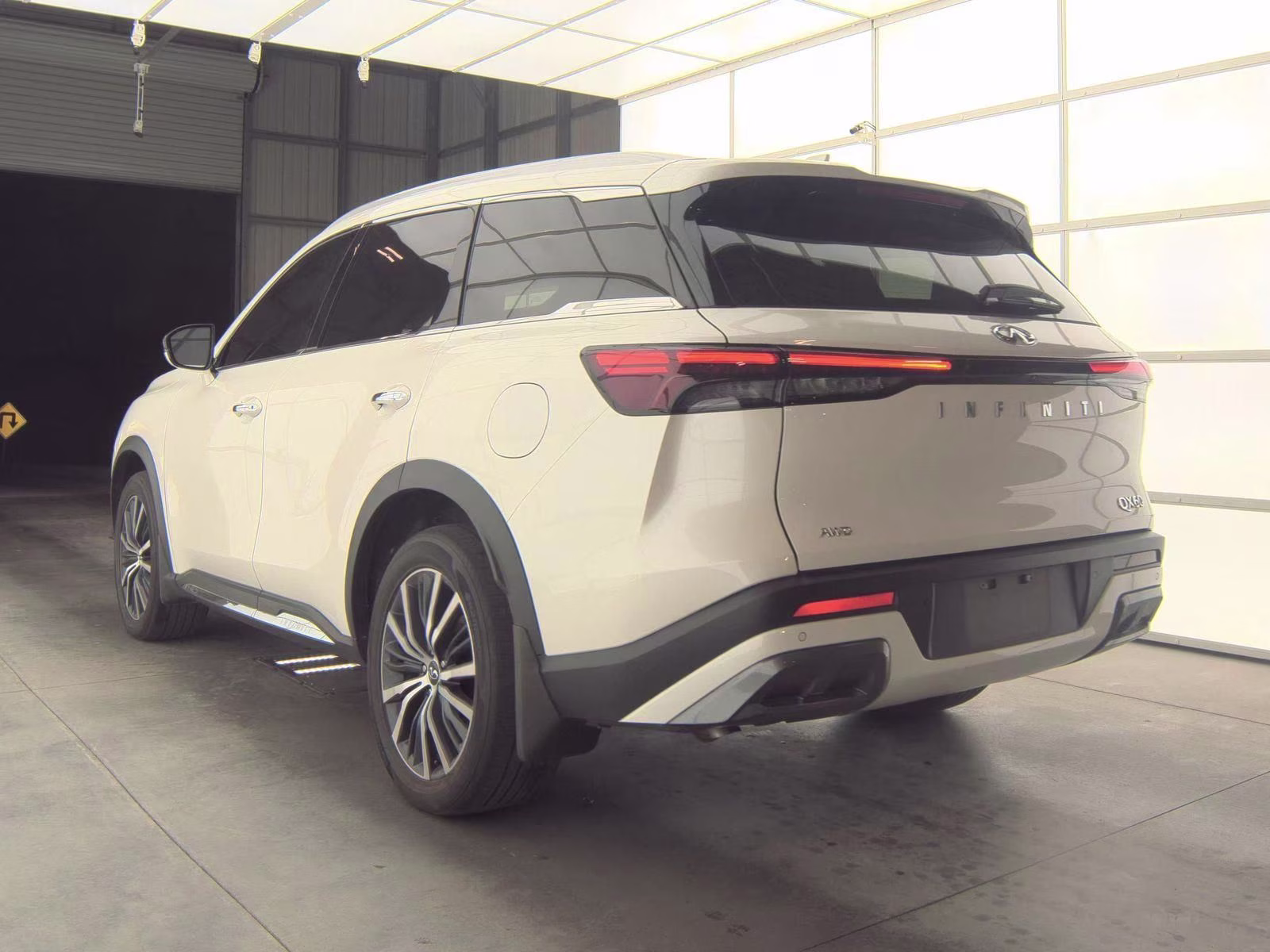 2025 Majestic INFINITI QX60 Sensory AWD SUV