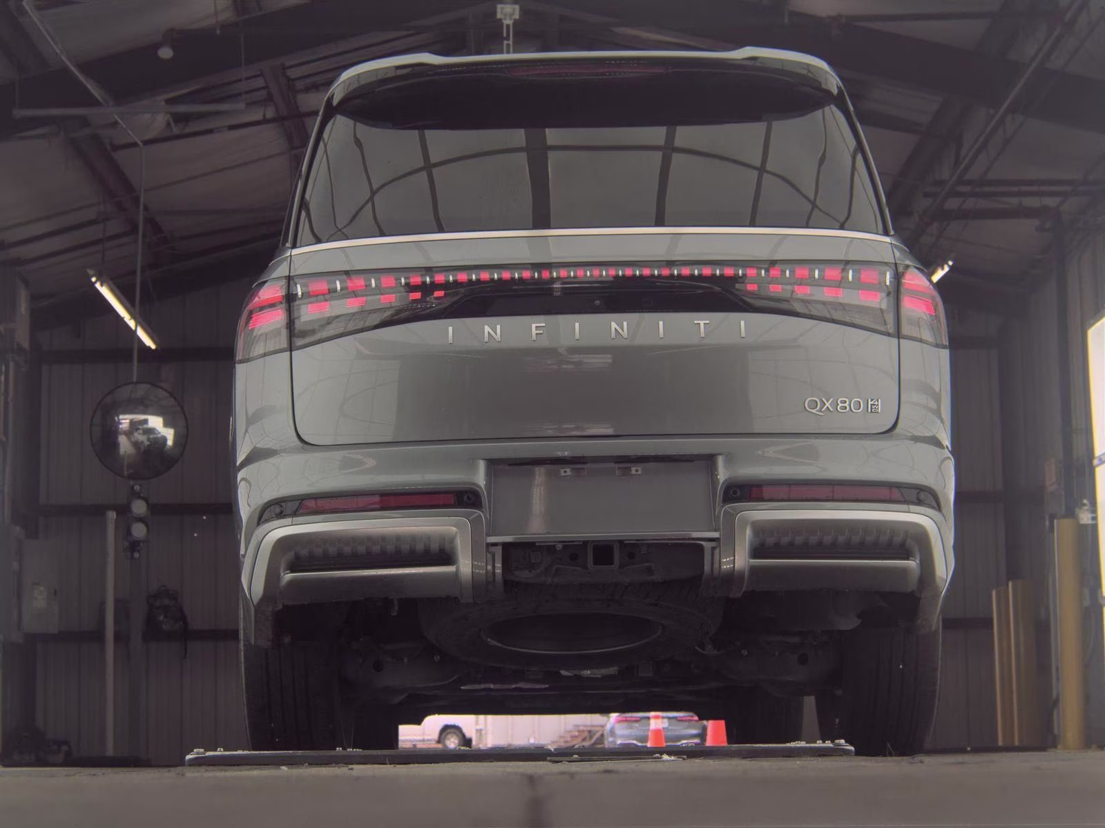 2025 Dynamic Metal INFINITI QX80 SENSORY 4X4 SUV