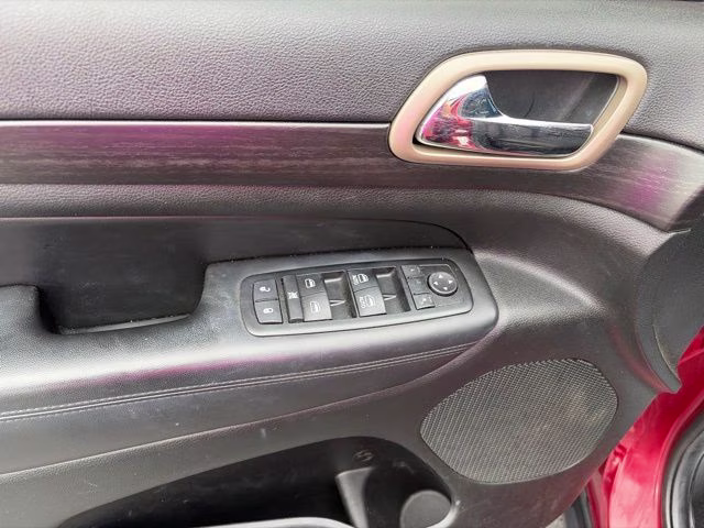 2014 Deep Cherry Red Crystal Jeep Grand Cherokee Laredo 4X4 SUV