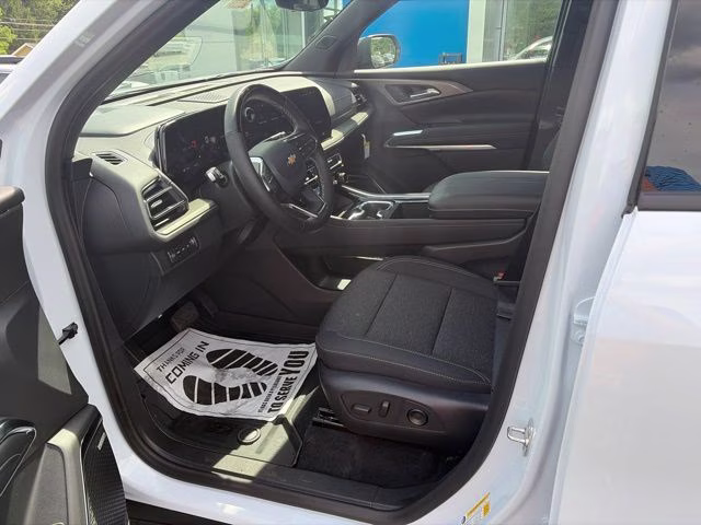 2026 Polar White Chevrolet Traverse LT AWD SUV