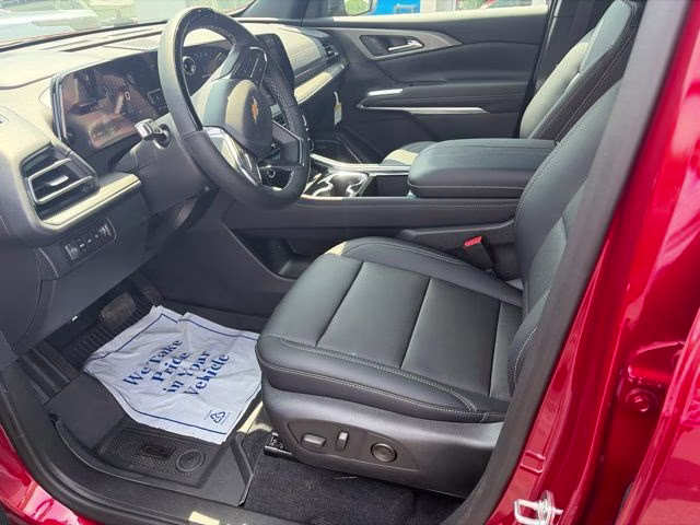 2026 Radiant Red Chevrolet Traverse LT AWD SUV