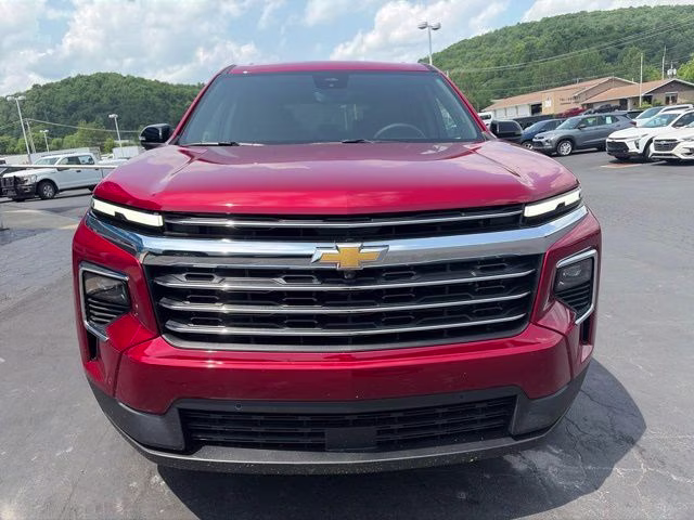 2026 Radiant Red Chevrolet Traverse LT AWD SUV