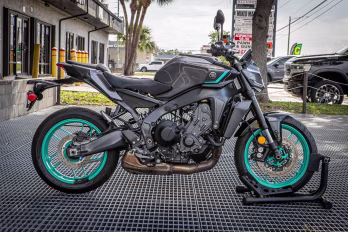 2024 Midnight Cyan Yamaha MT-09 Motorcycle