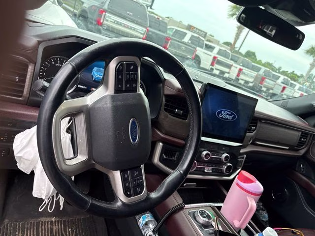 2022 Oxford White Ford Expedition Limited RWD SUV